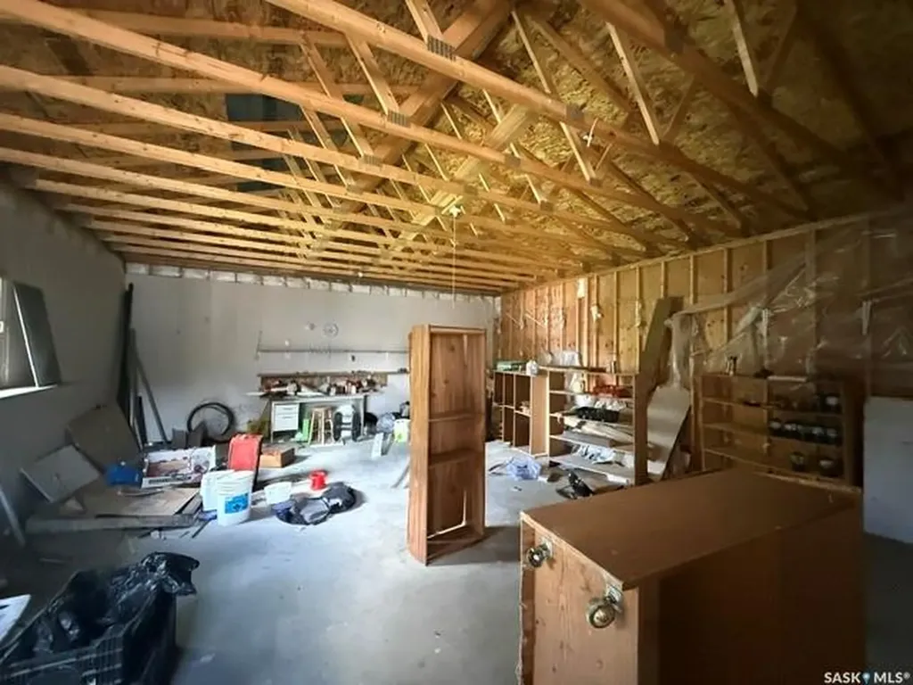 361 18th Street W Prince Albert SK S6V 4A2