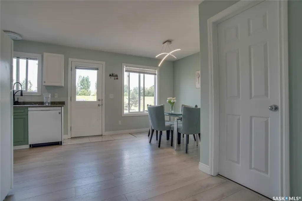 223 Rutherford Crescent Saskatoon SK S7N 4X5