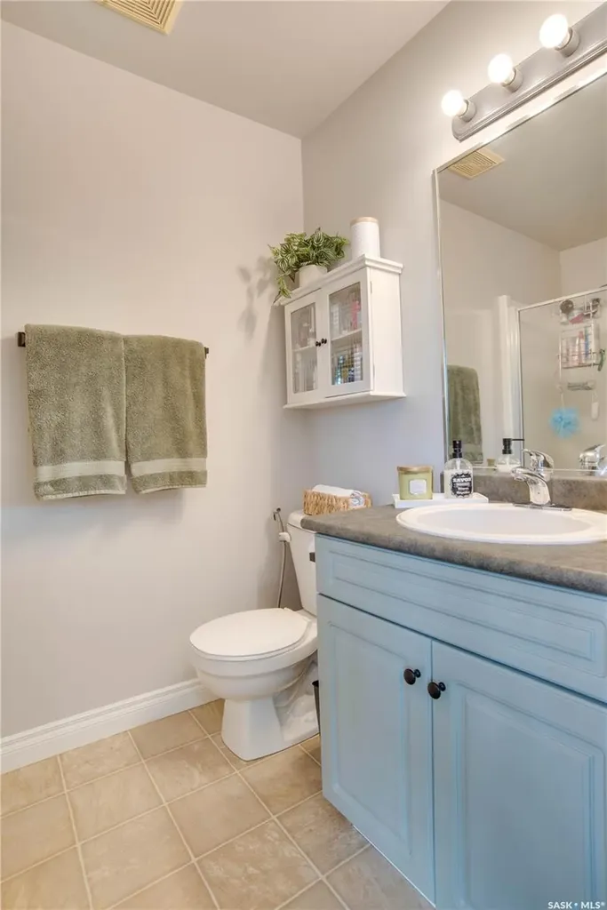 223 Rutherford Crescent Saskatoon SK S7N 4X5