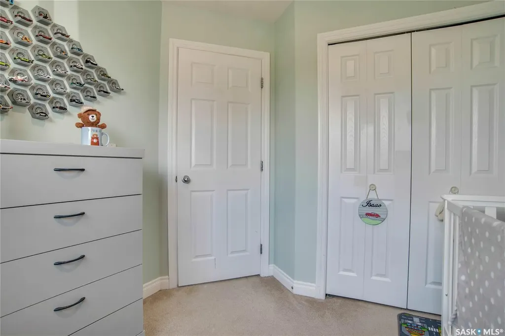 223 Rutherford Crescent Saskatoon SK S7N 4X5