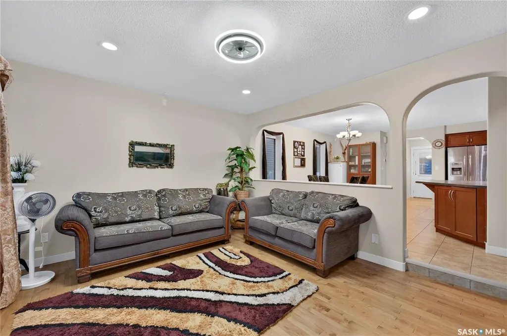 3318 Green Moss Lane Regina SK S4V 1P2