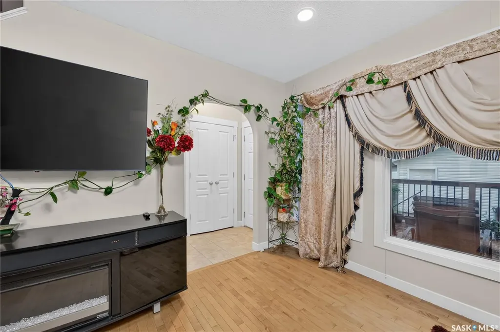 3318 Green Moss Lane Regina SK S4V 1P2