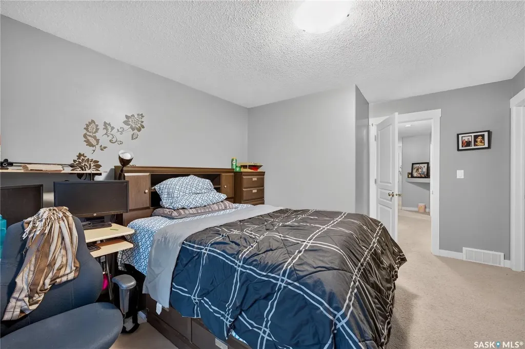 3318 Green Moss Lane Regina SK S4V 1P2