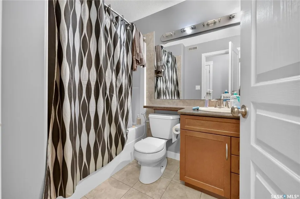 3318 Green Moss Lane Regina SK S4V 1P2