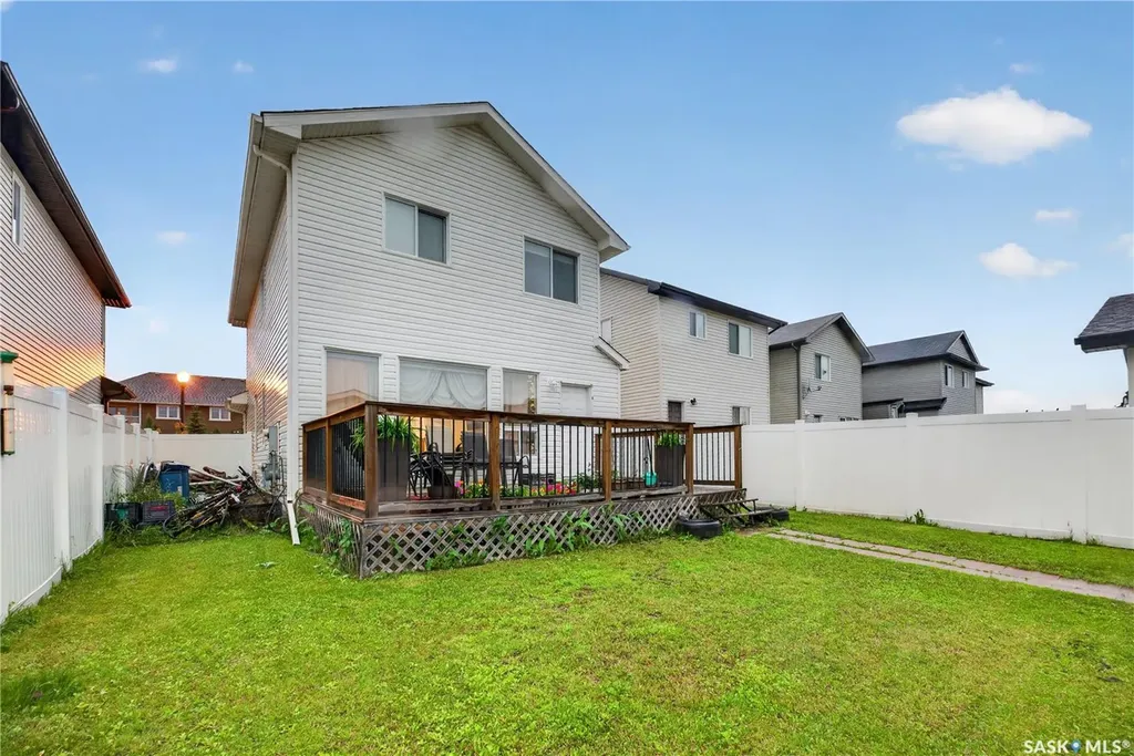 3318 Green Moss Lane Regina SK S4V 1P2