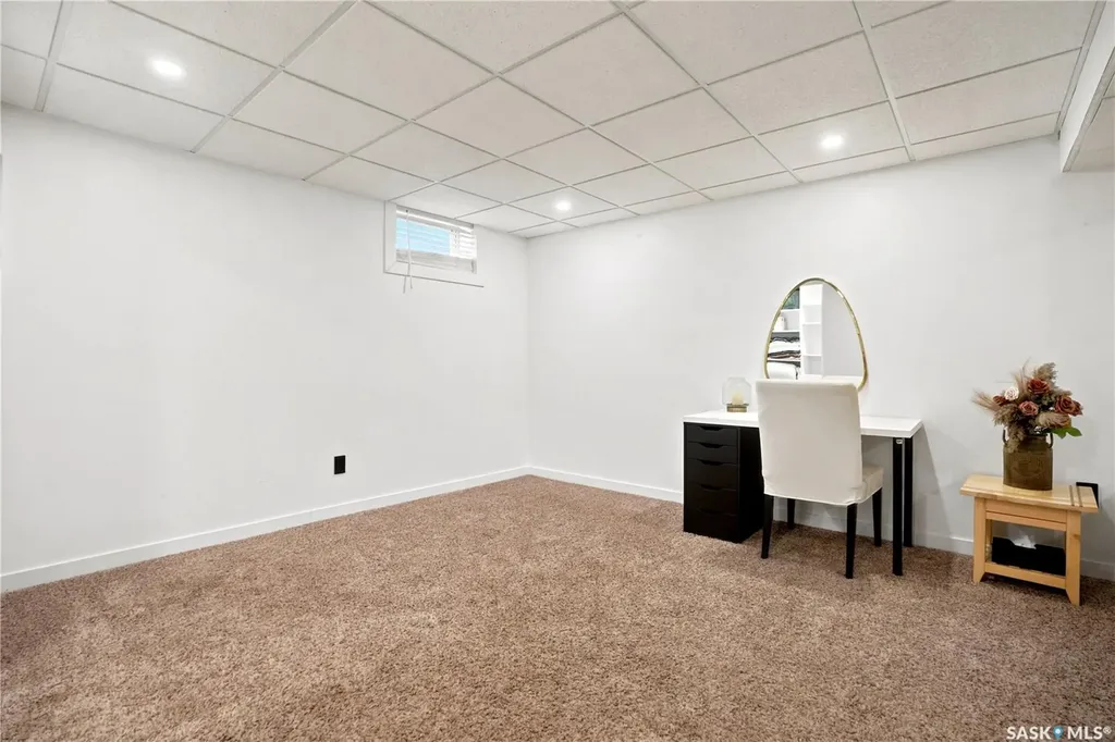 259 Williston Drive Regina SK S4X 2C5