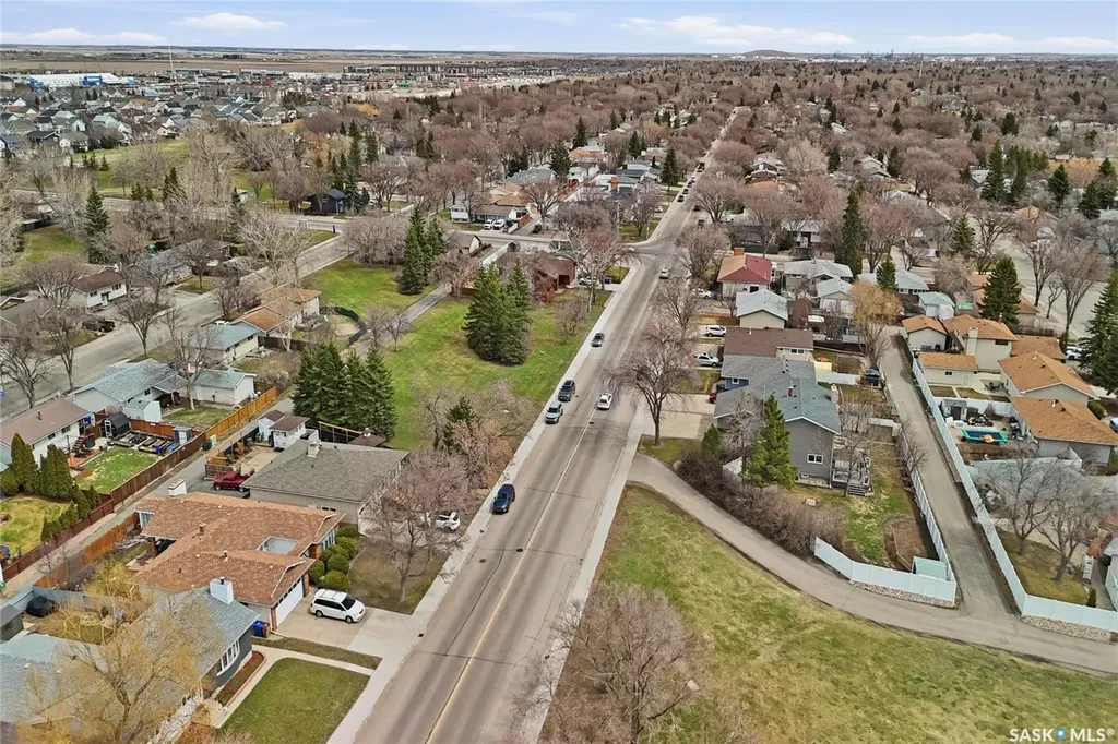 404 Dalgliesh Drive Regina SK S4R 6J1