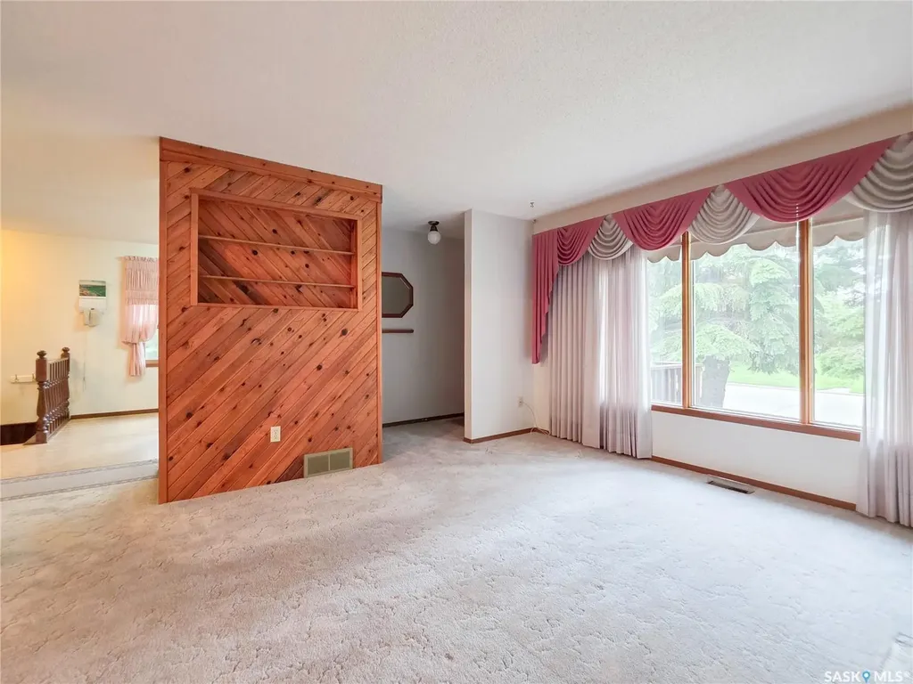618 4th Avenue W Melville SK S0A 2P0
