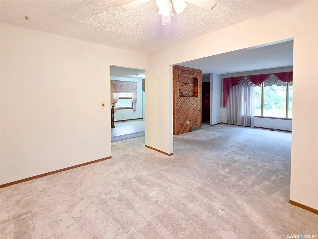 618 4th Avenue W Melville SK S0A 2P0