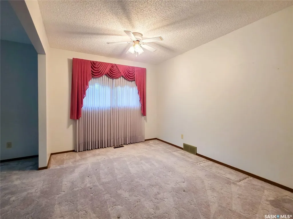 618 4th Avenue W Melville SK S0A 2P0