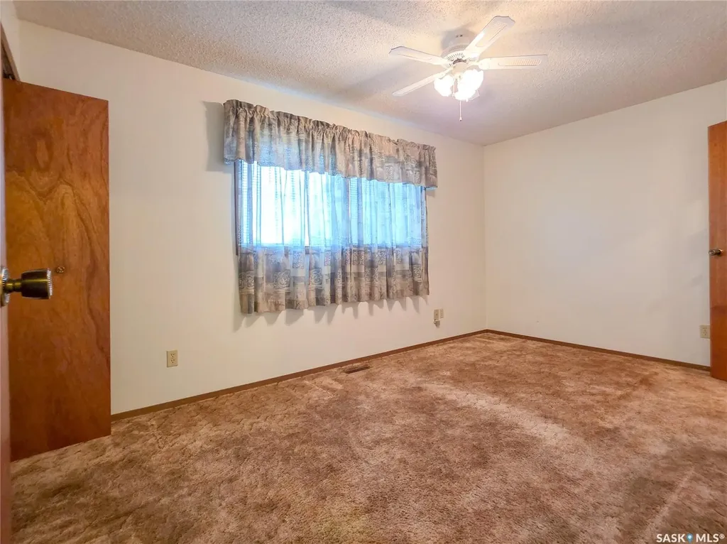 618 4th Avenue W Melville SK S0A 2P0