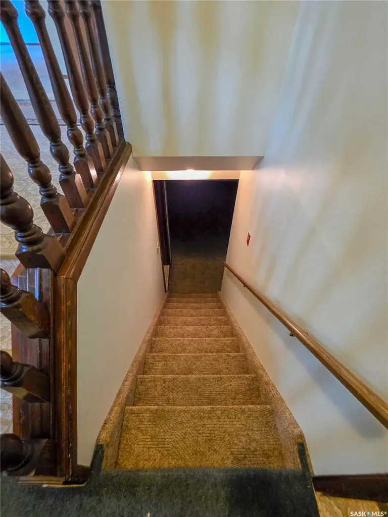618 4th Avenue W Melville SK S0A 2P0