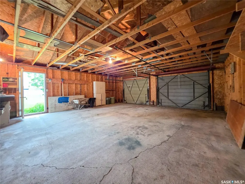 618 4th Avenue W Melville SK S0A 2P0