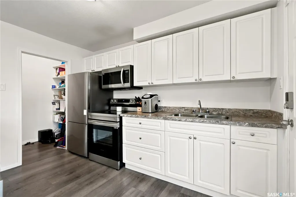 210 Camponi Place Saskatoon SK S7M 1J7