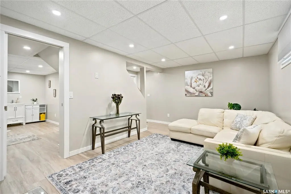 210 Camponi Place Saskatoon SK S7M 1J7
