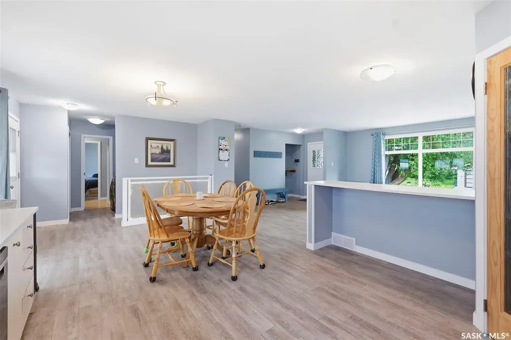 304 4th Avenue Langham SK S0K 2L0