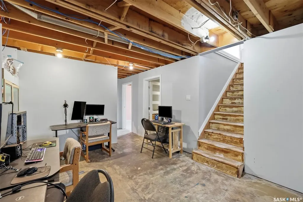 304 4th Avenue Langham SK S0K 2L0