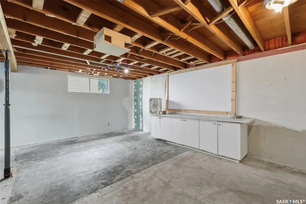 304 4th Avenue Langham SK S0K 2L0