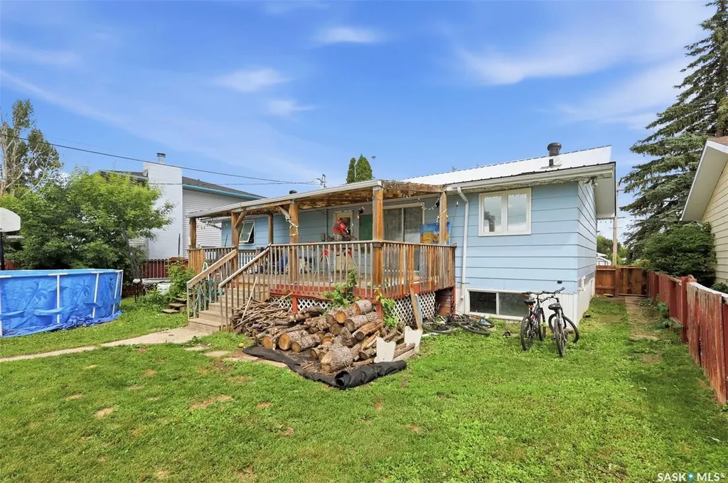 304 4th Avenue Langham SK S0K 2L0