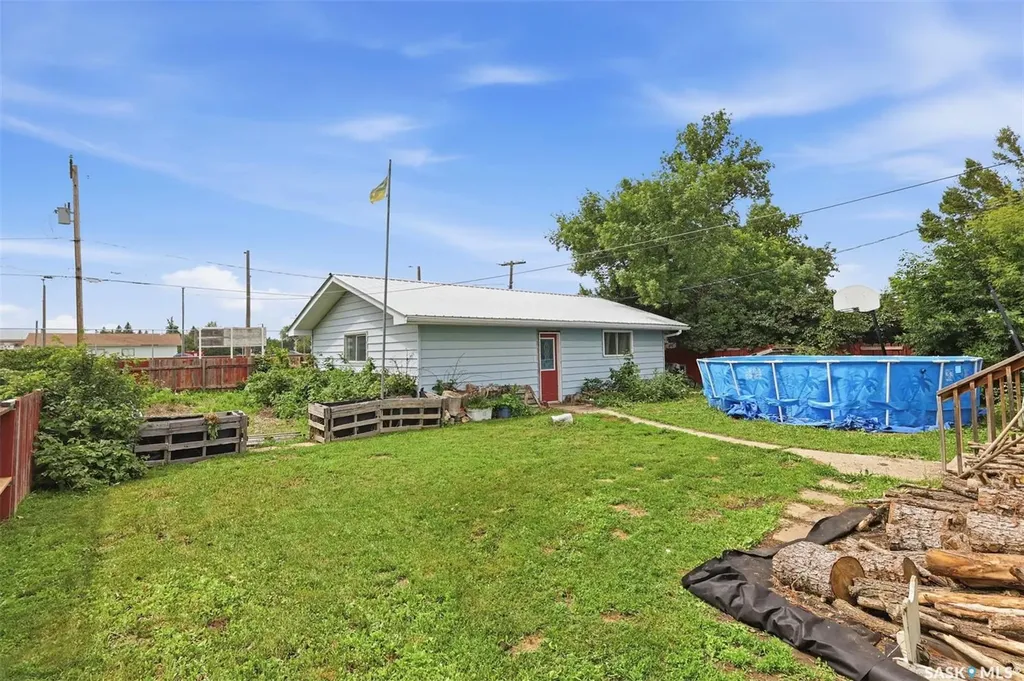 304 4th Avenue Langham SK S0K 2L0
