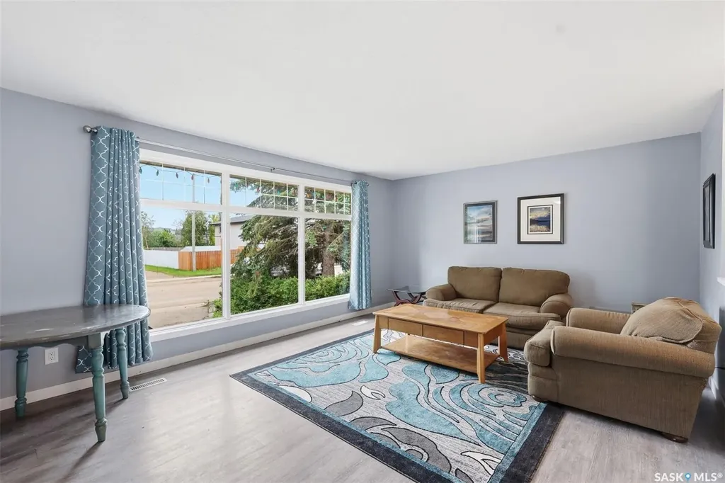 304 4th Avenue Langham SK S0K 2L0