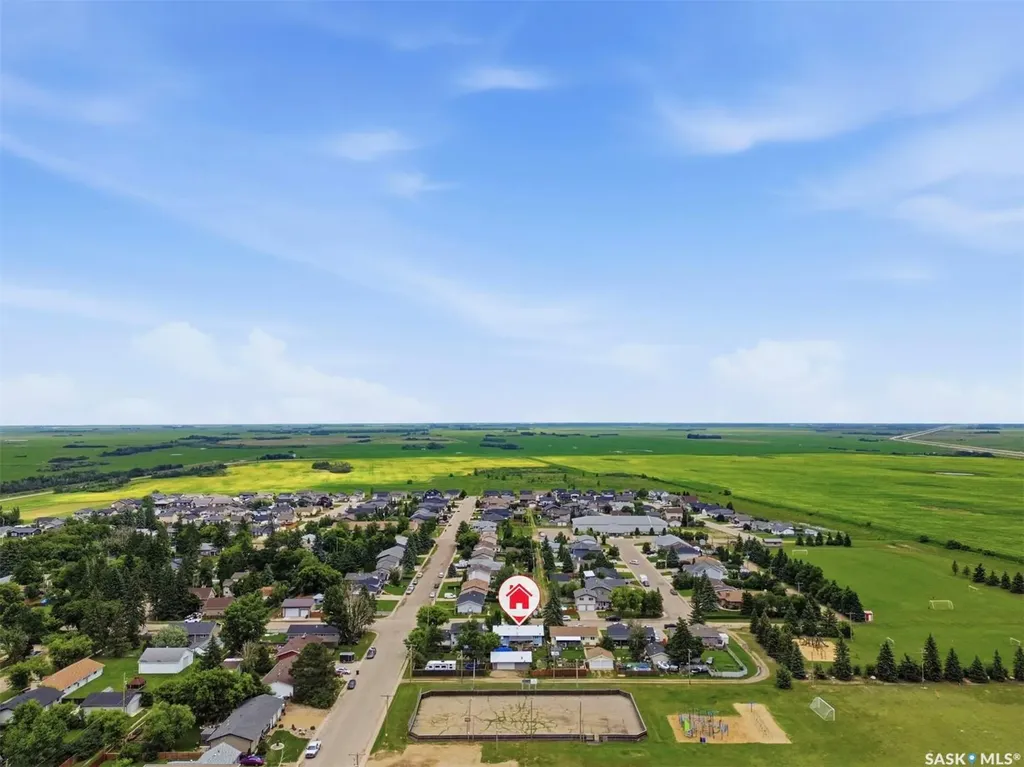 304 4th Avenue Langham SK S0K 2L0