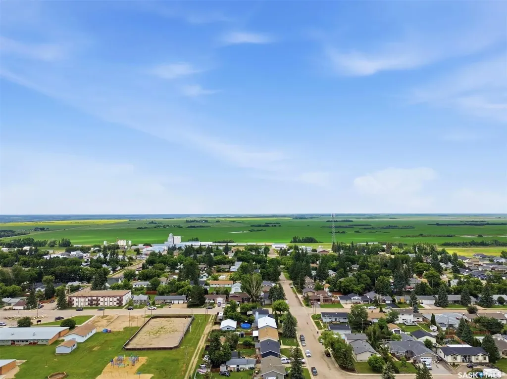 304 4th Avenue Langham SK S0K 2L0