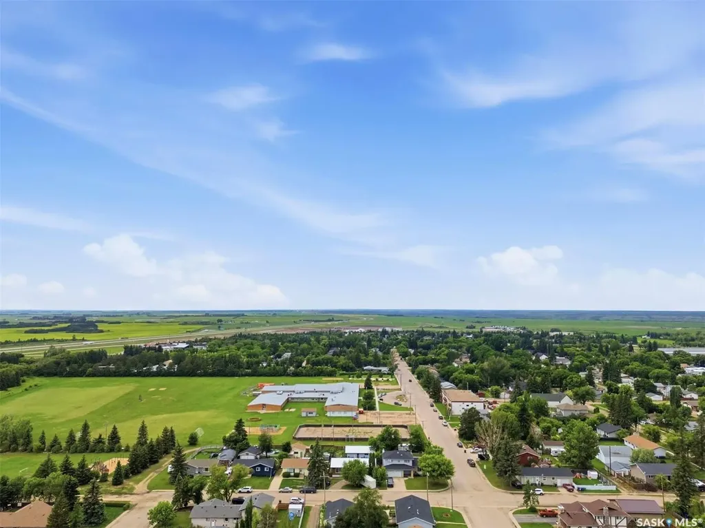 304 4th Avenue Langham SK S0K 2L0