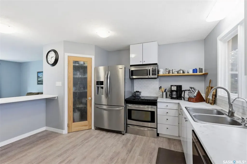 304 4th Avenue Langham SK S0K 2L0