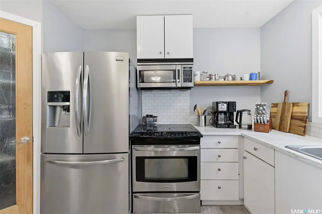 304 4th Avenue Langham SK S0K 2L0