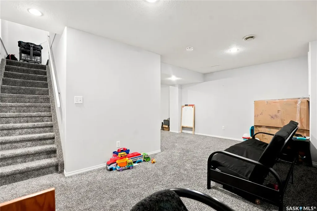 203 Herold Terrace Saskatoon SK S7V 1H4