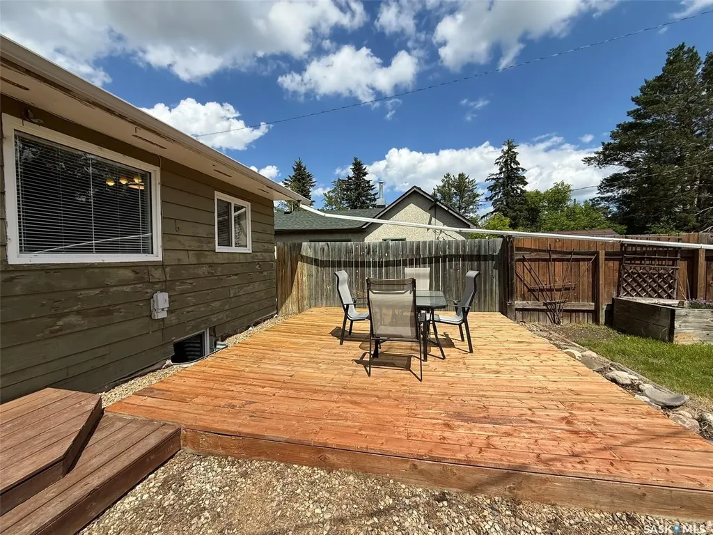 142 2nd Street E Glaslyn SK S0M 0Y0