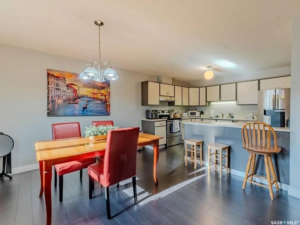1008 Temperance Street E Saskatoon SK S7N 0N6