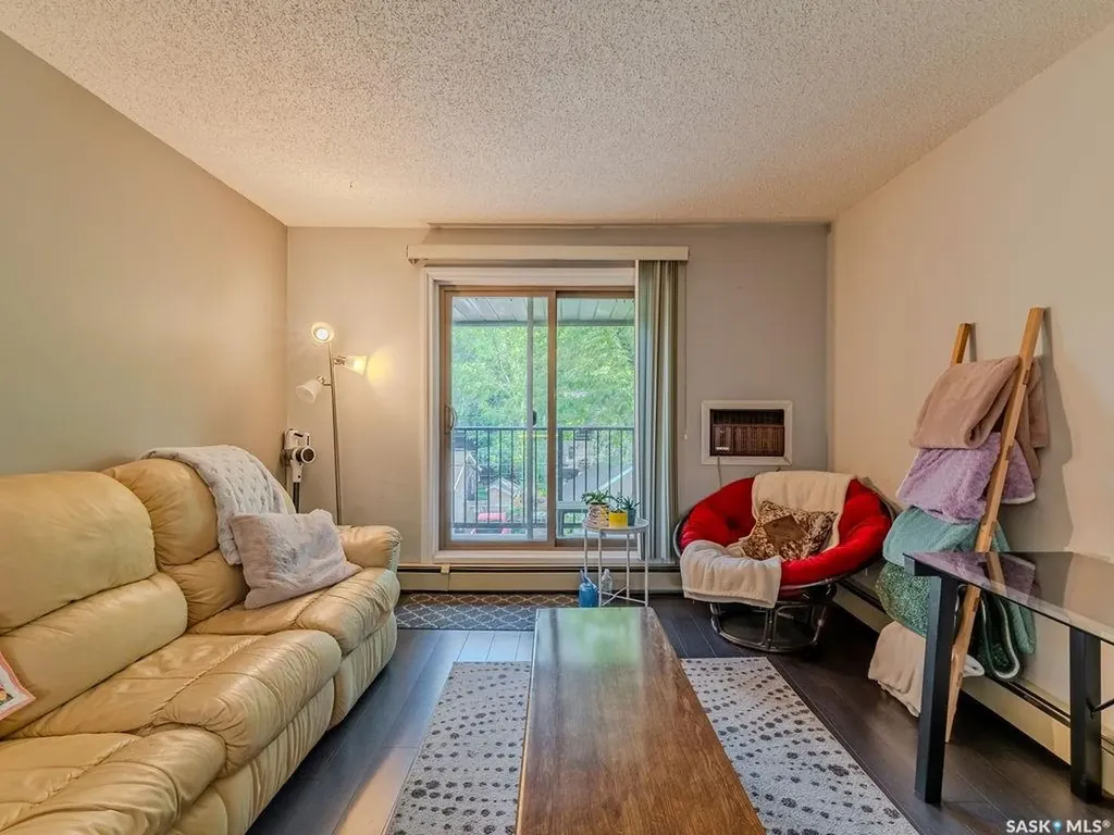 1008 Temperance Street E Saskatoon SK S7N 0N6
