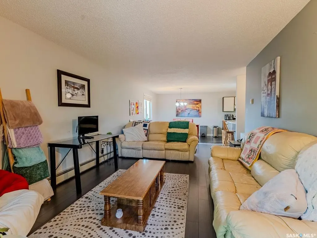 1008 Temperance Street E Saskatoon SK S7N 0N6