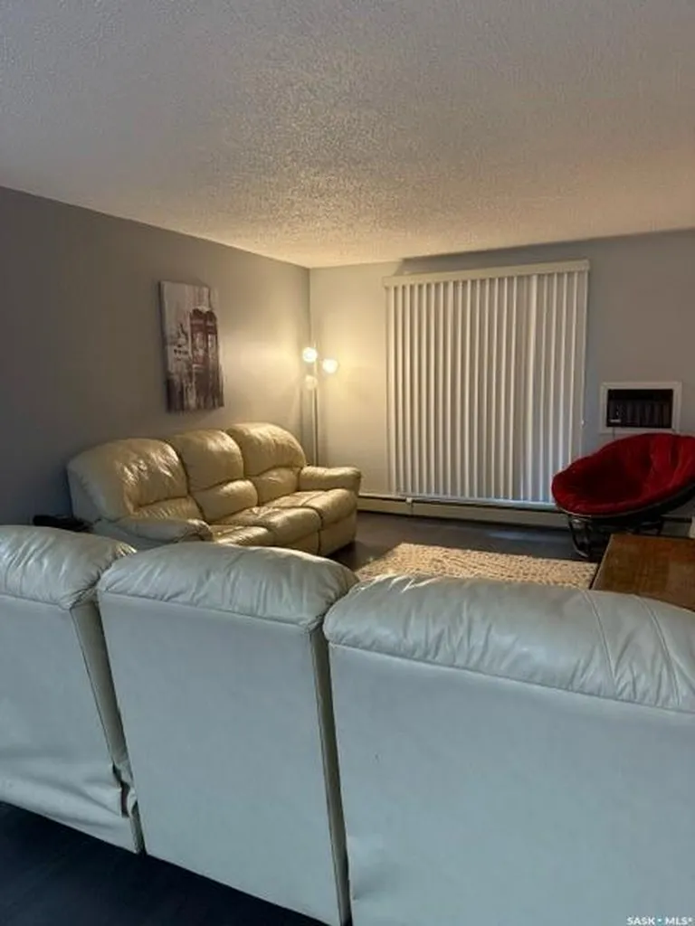 1008 Temperance Street E Saskatoon SK S7N 0N6