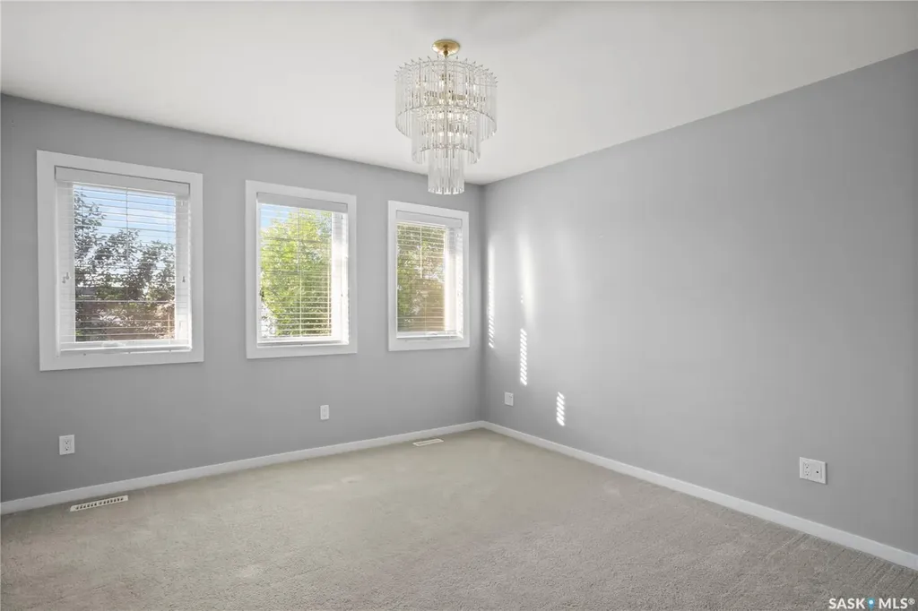 4533 Primrose Green Drive E Regina SK S4V 3K4