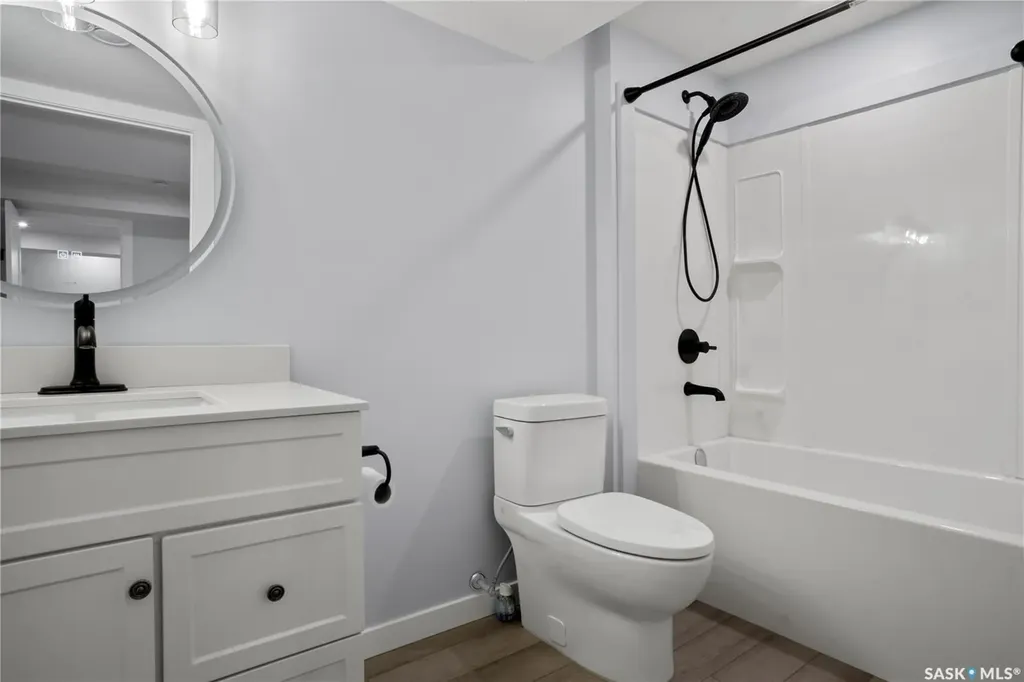 4533 Primrose Green Drive E Regina SK S4V 3K4