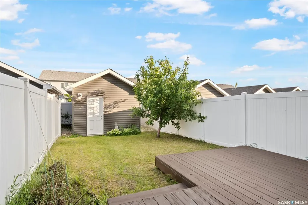 4533 Primrose Green Drive E Regina SK S4V 3K4