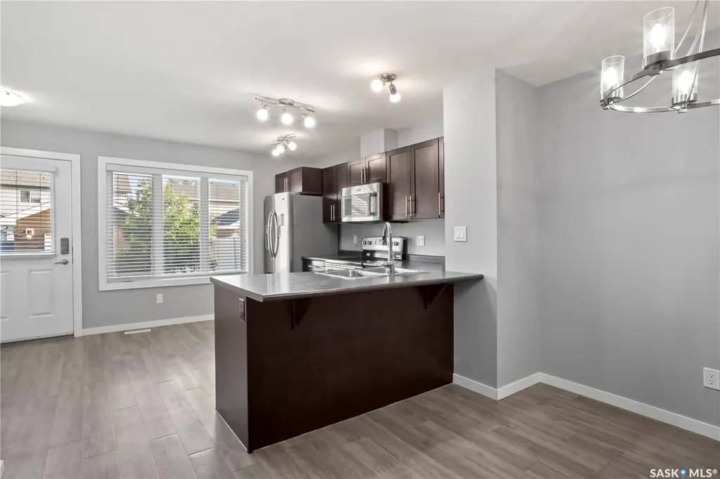 4533 Primrose Green Drive E Regina SK S4V 3K4