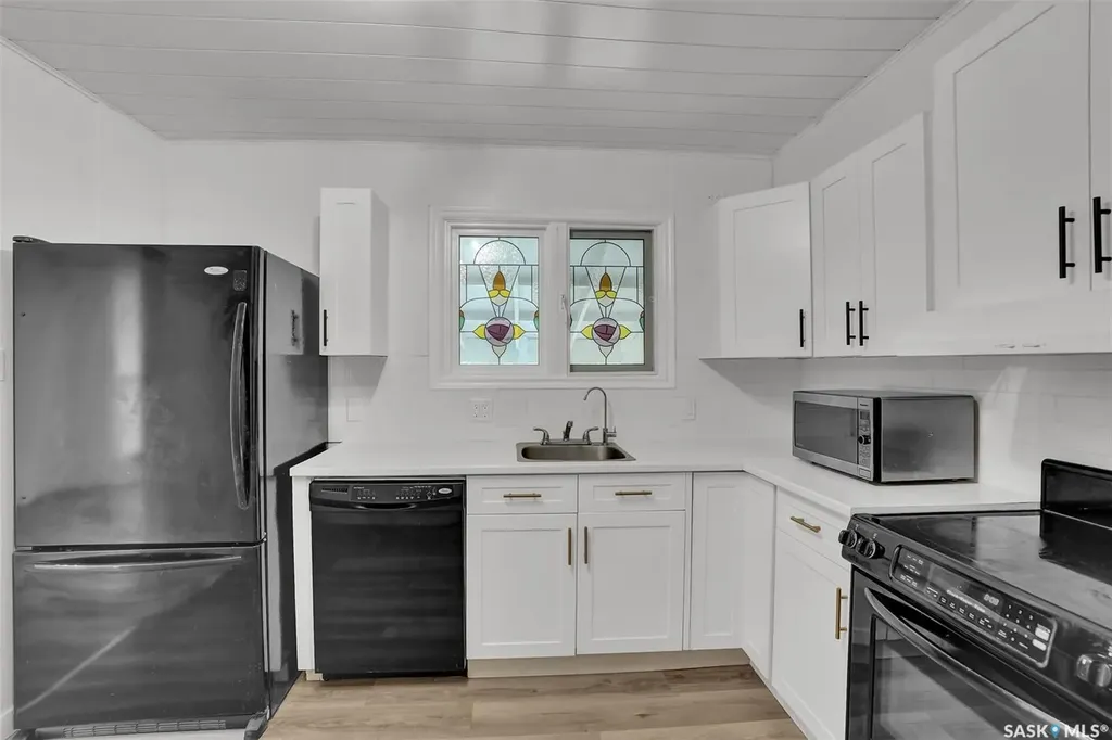 26 Scott Street Regina SK S4S 4A2