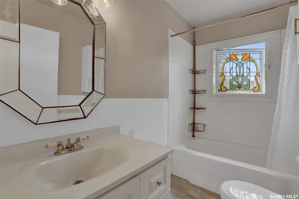 26 Scott Street Regina SK S4S 4A2