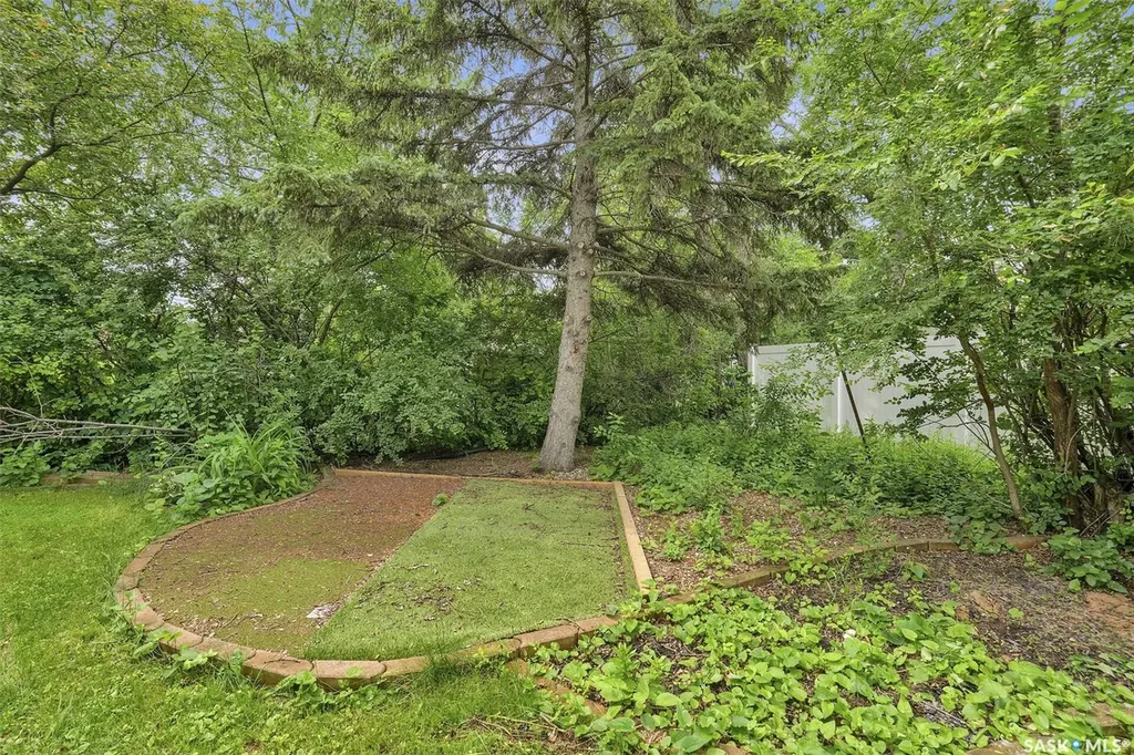 26 Scott Street Regina SK S4S 4A2