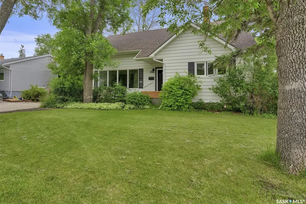 26 Scott Street Regina SK S4S 4A2