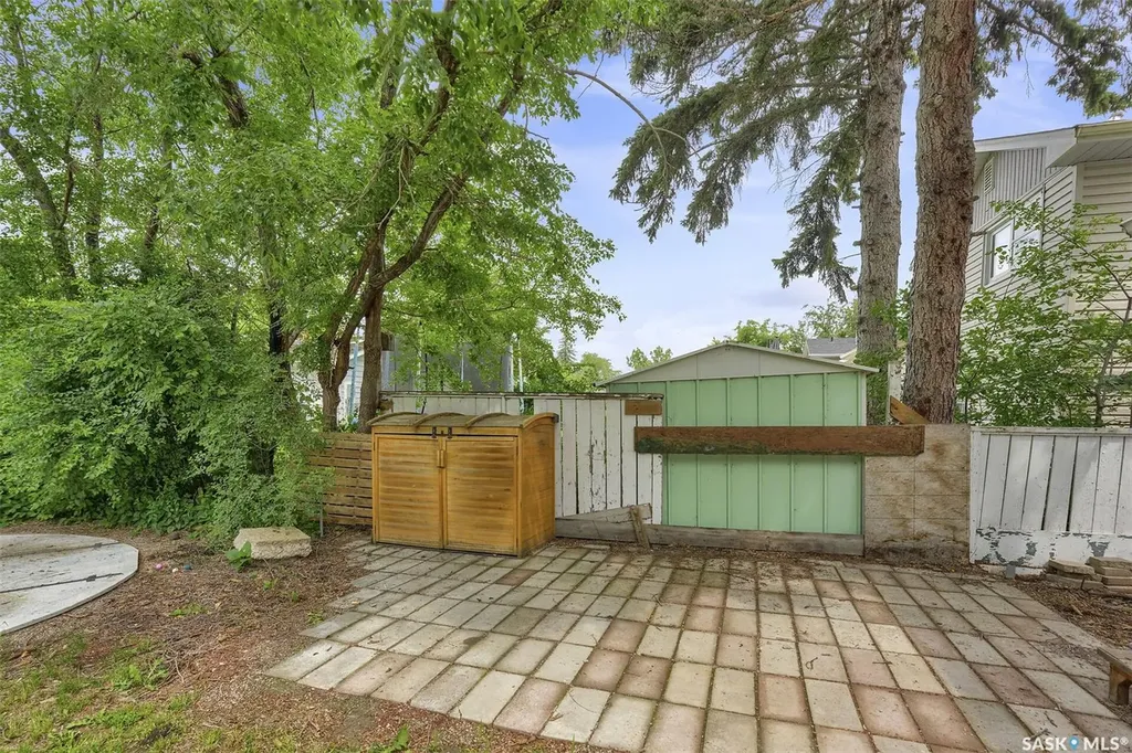 26 Scott Street Regina SK S4S 4A2