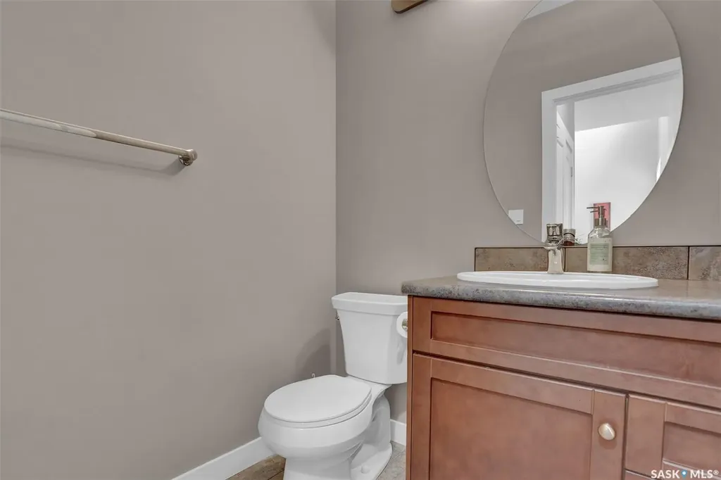 3529 Green Moss Lane Regina SK S4V 1L5