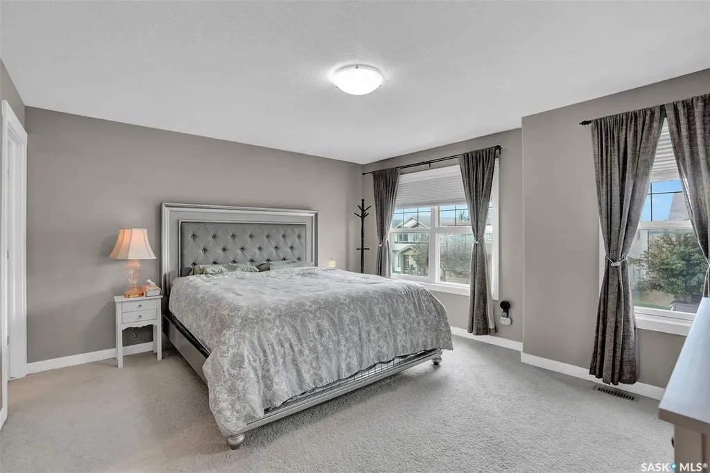 3529 Green Moss Lane Regina SK S4V 1L5