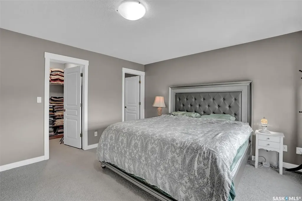 3529 Green Moss Lane Regina SK S4V 1L5