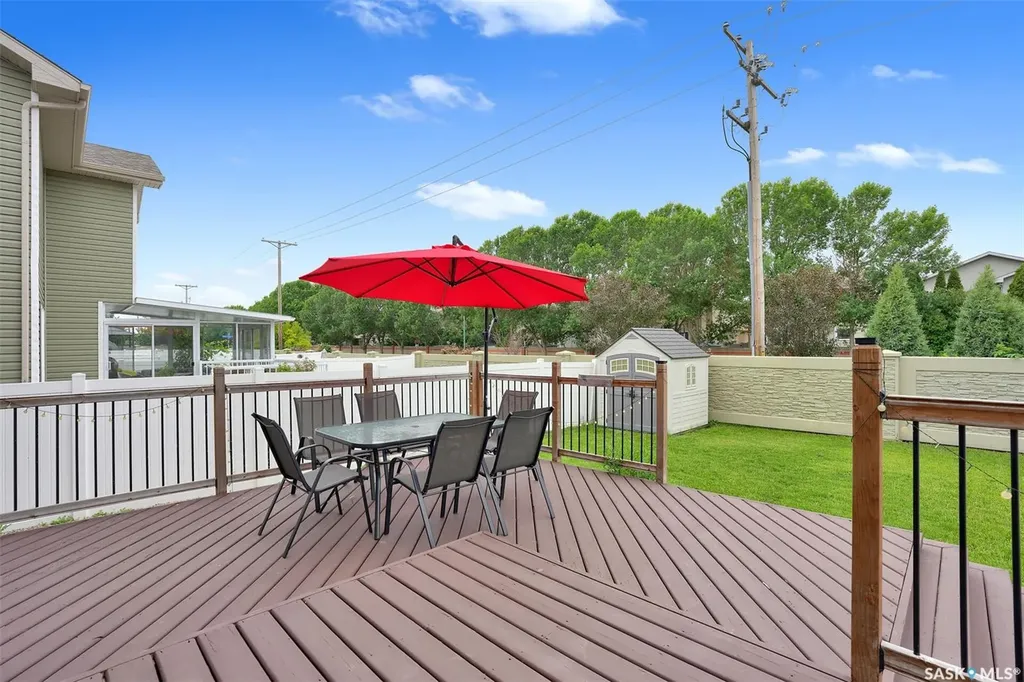 3529 Green Moss Lane Regina SK S4V 1L5