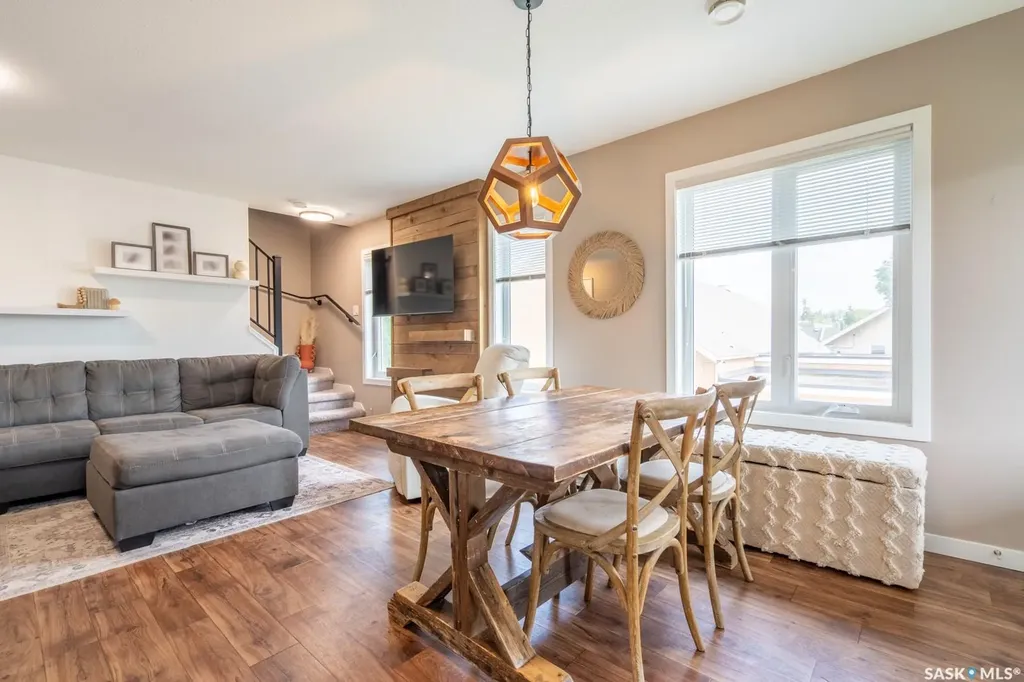 1225 Empress Street Regina SK S4T 1G7